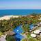 Отель The Cliff Resort & Residences