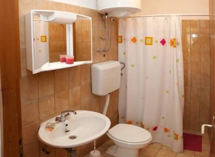 Отель Apartments and Rooms Bonkan Hvar 