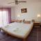 Отель Apartments and Rooms Bonkan Hvar 