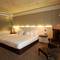 Отель Graffit Gallery Hotel