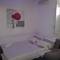 Отель Stylish Theatre Apartments 