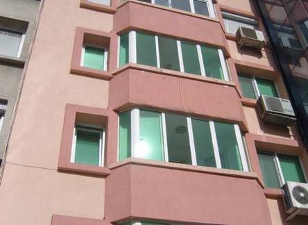 Отель Burgas Rooms and Studios 