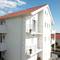 Отель Hvar De Luxe Apartments 