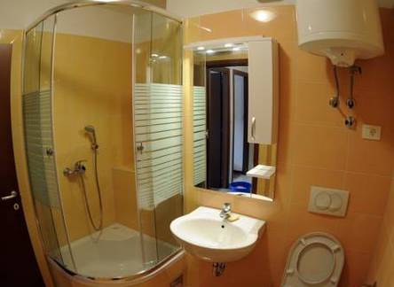 Отель Summer Beach Apartments 