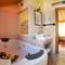 Отель Authentic Luxury Rooms 