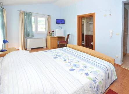 Отель Apartments Villa Lida 