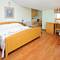 Отель Apartments Villa Lida 
