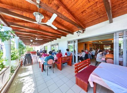 Отель Trogirski Dvori Hotel-Restaurant, Trogir