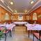 Отель Trogirski Dvori Hotel-Restaurant, Trogir