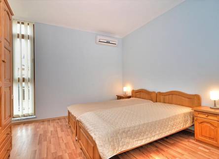 Отель Sun City Apartments (1-9)