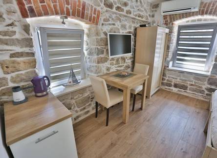 Отель Split Inn Apartments