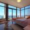 Отель Apartments La Perla 
