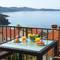 Отель Apartments La Perla 