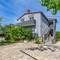 Отель Apartments Lorencin 