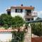 Отель Apartments Dragovic 