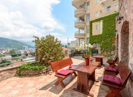 Отель Contessa Apartments