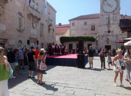 Отель Trogir Beach Rooms 