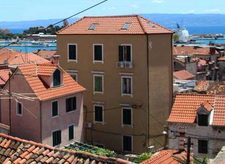 Отель Apartments Dvornik 