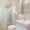 Отель Apartments Mirela 