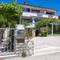 Отель Apartments Jurina 