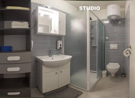 Отель Apartments Solic 