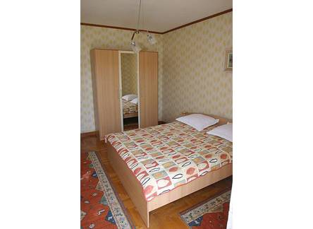 Отель Apartments Zlata 