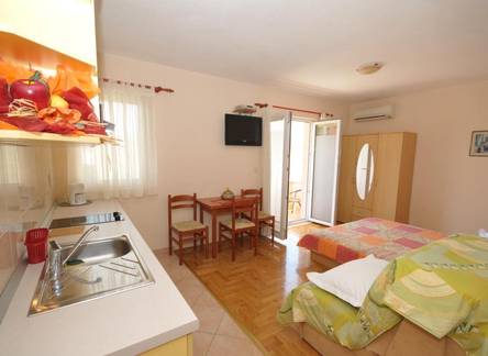 Отель Apartments Belas 