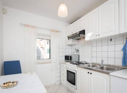 Отель Apartments Sunce 