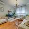 Отель Apartments Zoran 