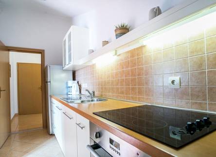 Отель Apartments Bili 