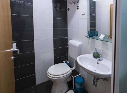 Отель Julije Rooms 
