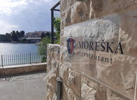 Отель Hotel Korsal 