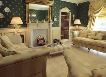 Отель Plas Y Dderwen Bed and Breakfast 