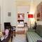 Отель The Independente Hostel & Suites