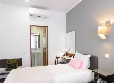 Отель Pensao Residencial Portuense