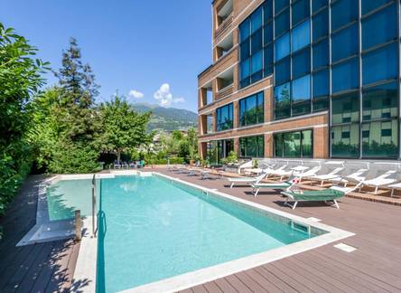 Отель Hostellerie Du Cheval Blanc
