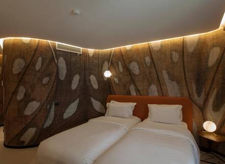 Отель Pateo Lisbon Lounge Suites