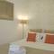 Отель Localtraveling Sao Pedro