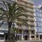 Отель Apartaments El Sorrall
