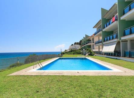 Отель Apartamentos Arinsal 