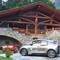 Отель Au Coeur Des Neiges Chalet Resort
