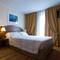 Отель Hotel Cresta Et Duc