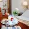 Отель Pinewood Hotel Rome