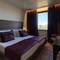 Отель Neya Lisboa Hotel