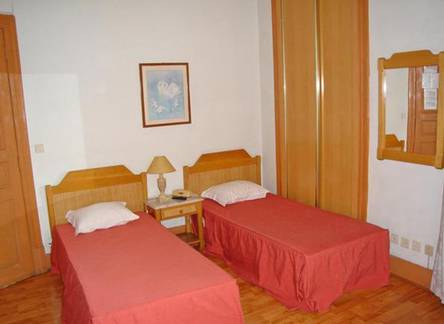 Отель Residencial Roxi