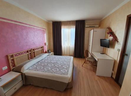 Отель Le Pageot