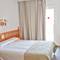 Отель Hostal Isabel 