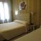 Отель Bridge Hotel