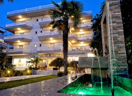Отель Ioni Hotel