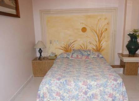 Отель Hotel Gya Express